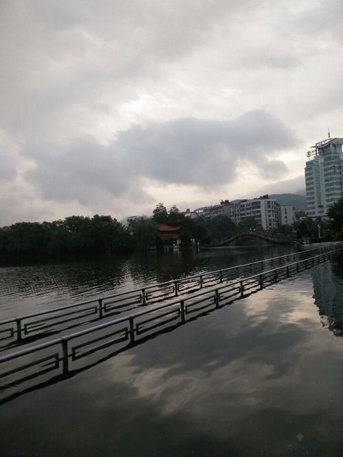 一张图看懂湖北省黄石市西塞山区今冬曲线图表/黄石西塞山区今天什么天气