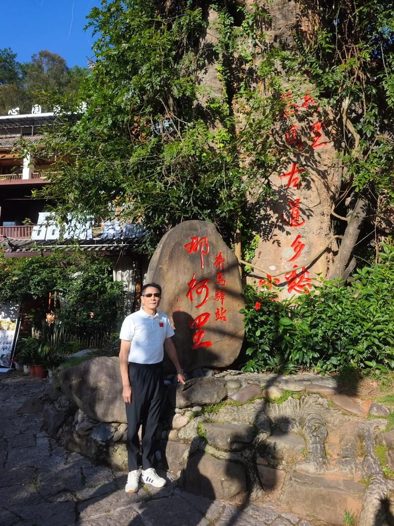 关于云南省普洱市宁洱哈尼族彝族自治县最新疫情通报:寻找同轨迹人员的信息